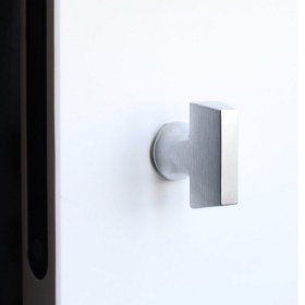 Накладка сантехническая Verum Nuda Atlanta WC - Хром матовый